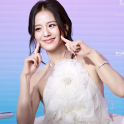 Jisoo gallery image