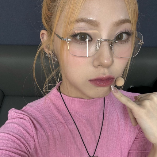 Gambar galeri Chaerin