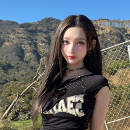 Hyerin gallery image