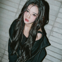 Kim YooYeon gallery image