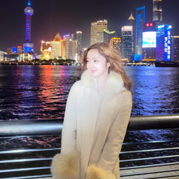 Elisia gallery image