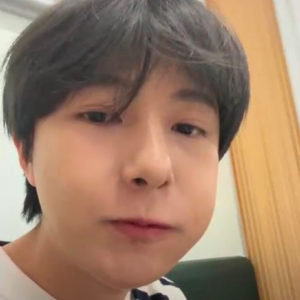 Renjun gallery image