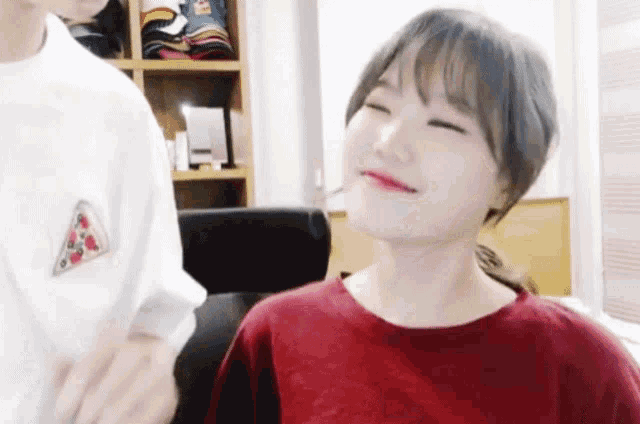 Lee Su-hyun gif