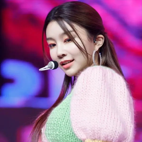 Hyebin gallery image