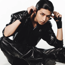 Jun Han gallery image