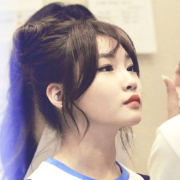 Chungha gallery image