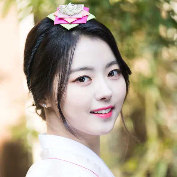 Gambar galeri Nayoung