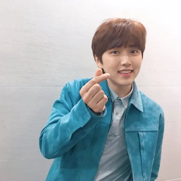 Gambar galeri Lee Junghwan