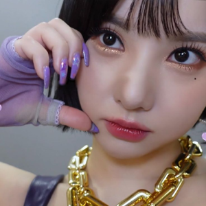 Eunha gallery image