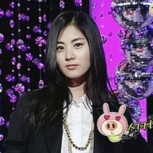 Seohyun gallery image