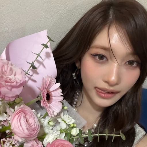 Leeseo gallery image