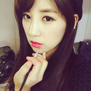 Chorong gallery image