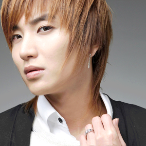 Leeteuk gallery image