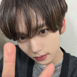 Han Yujin gallery image