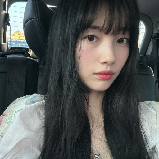 Gambar galeri Suzy
