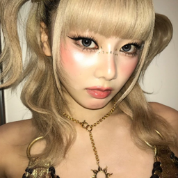 Hinata gallery image