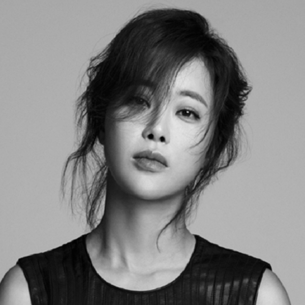 Baek Ji-young gallery image