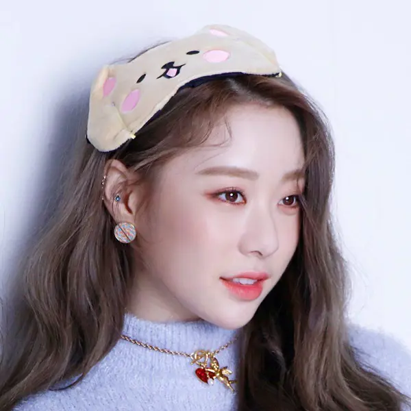 Yeonjung gallery image