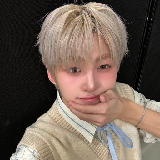 Jihoon gallery image