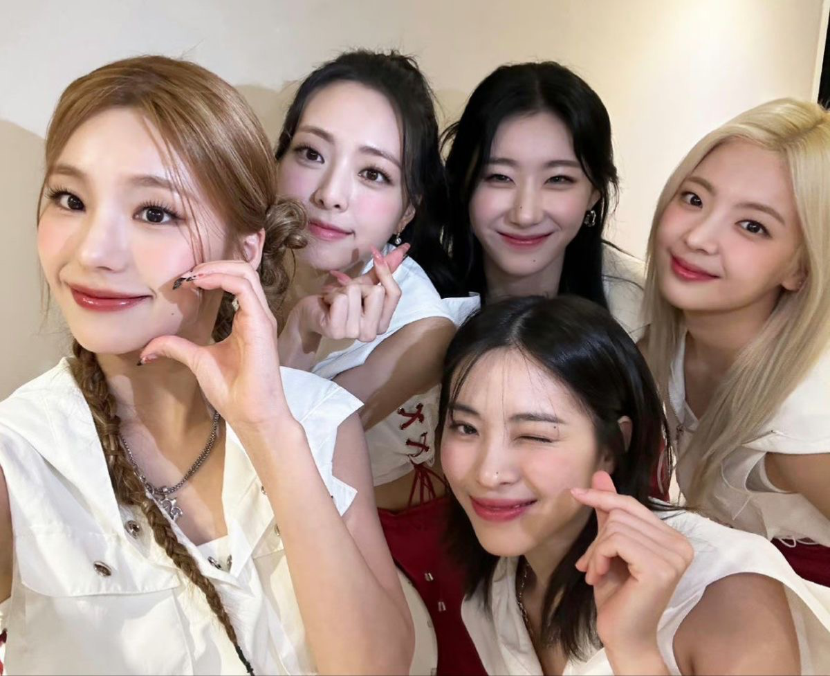 ITZY photo