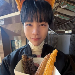 Johnny gallery image