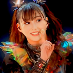 MOMOMETAL gallery image