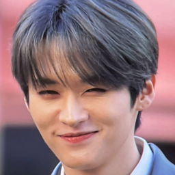 Lee Know gallery image