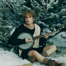 Huening Kai gallery image