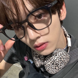 Han Yujin gallery image