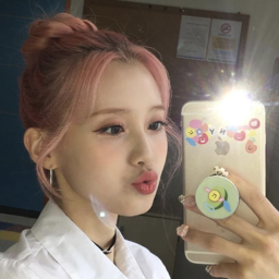 Nayoung gallery image