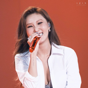 Hwasa gallery image