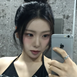 Jackie gallery image