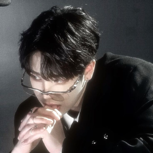 Hyunwoo gallery image
