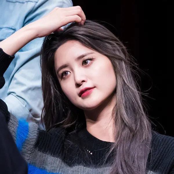 Jeonghwa gallery image