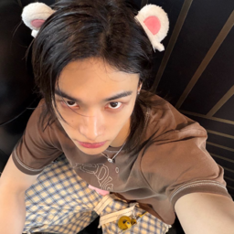 Hyunjin gallery image