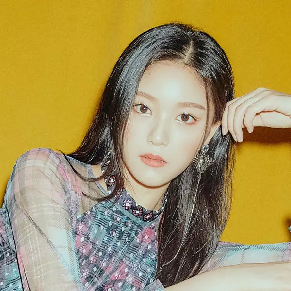 Hyunjin gallery image