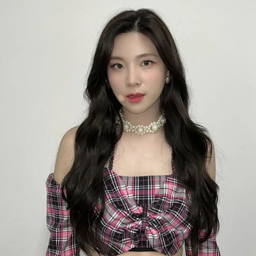 Seline gallery image