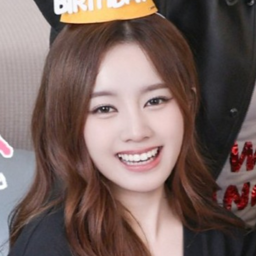 Elisia gallery image