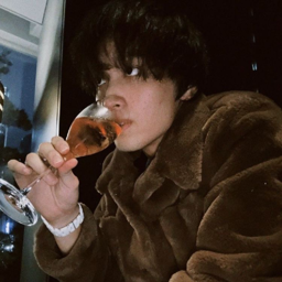 Haechan gallery image