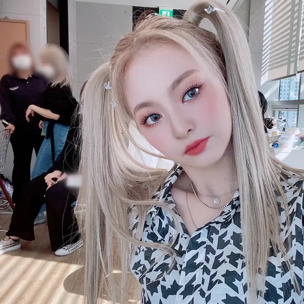 Nakyung gallery image