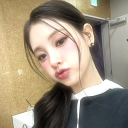 Yihyun gallery image