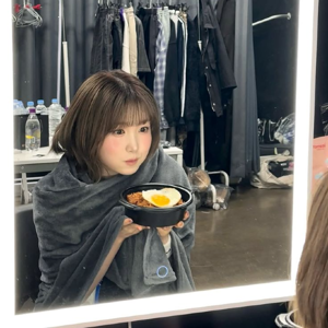 Hitomi gallery image