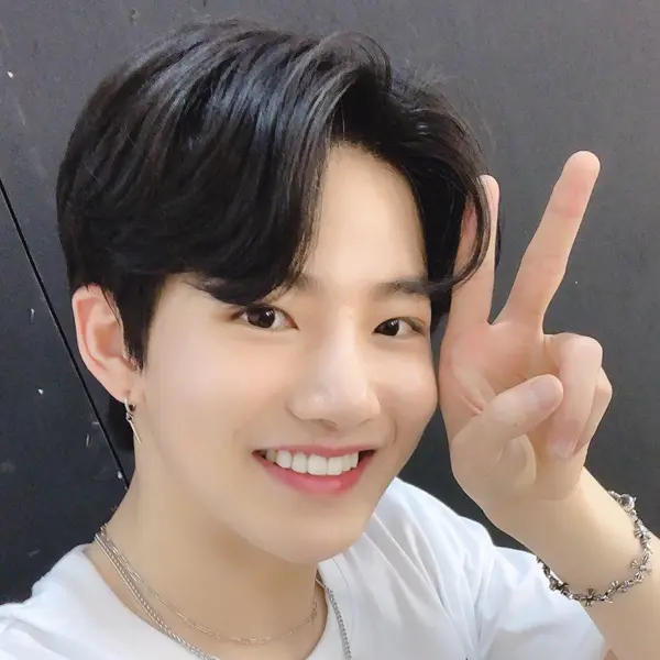 Kim Junkyu gallery image