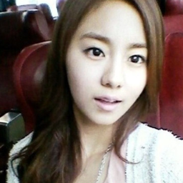 Kim Yujin gallery image