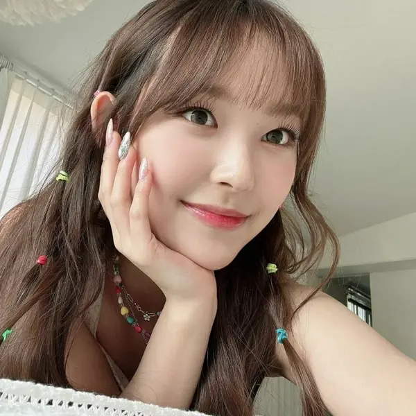 Yujeong gallery image