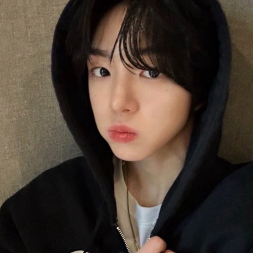 Baek Junhyuk gallery image