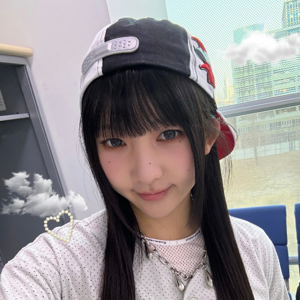 Yeonjung gallery image