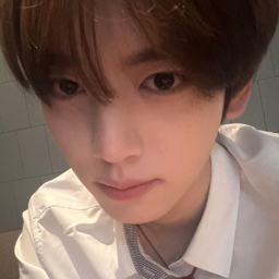 Han Yujin gallery image