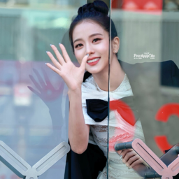 Jisoo gallery image