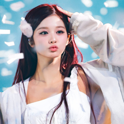 Sullyoon gallery image